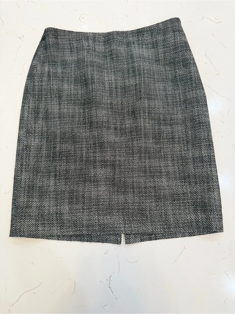 White House Black Market Black & White Tweed Pencil Skirt